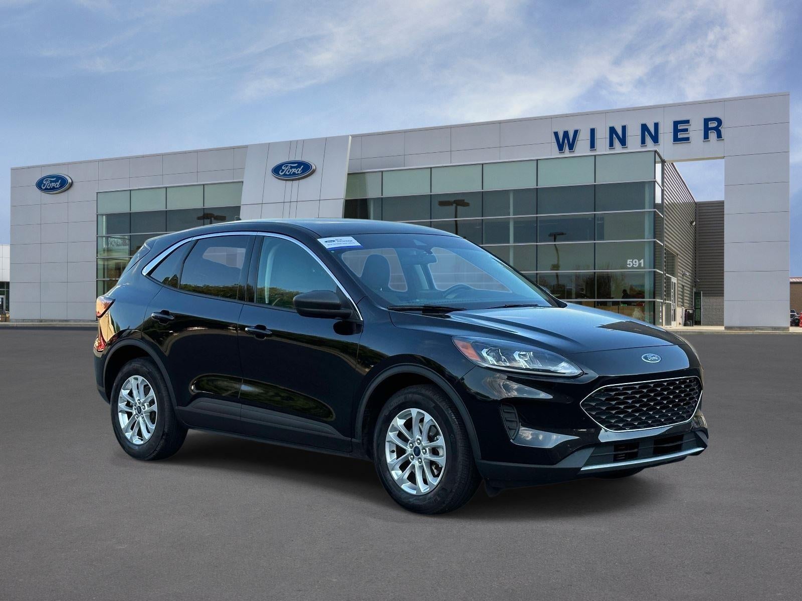 2022 Ford ESCAPE SE