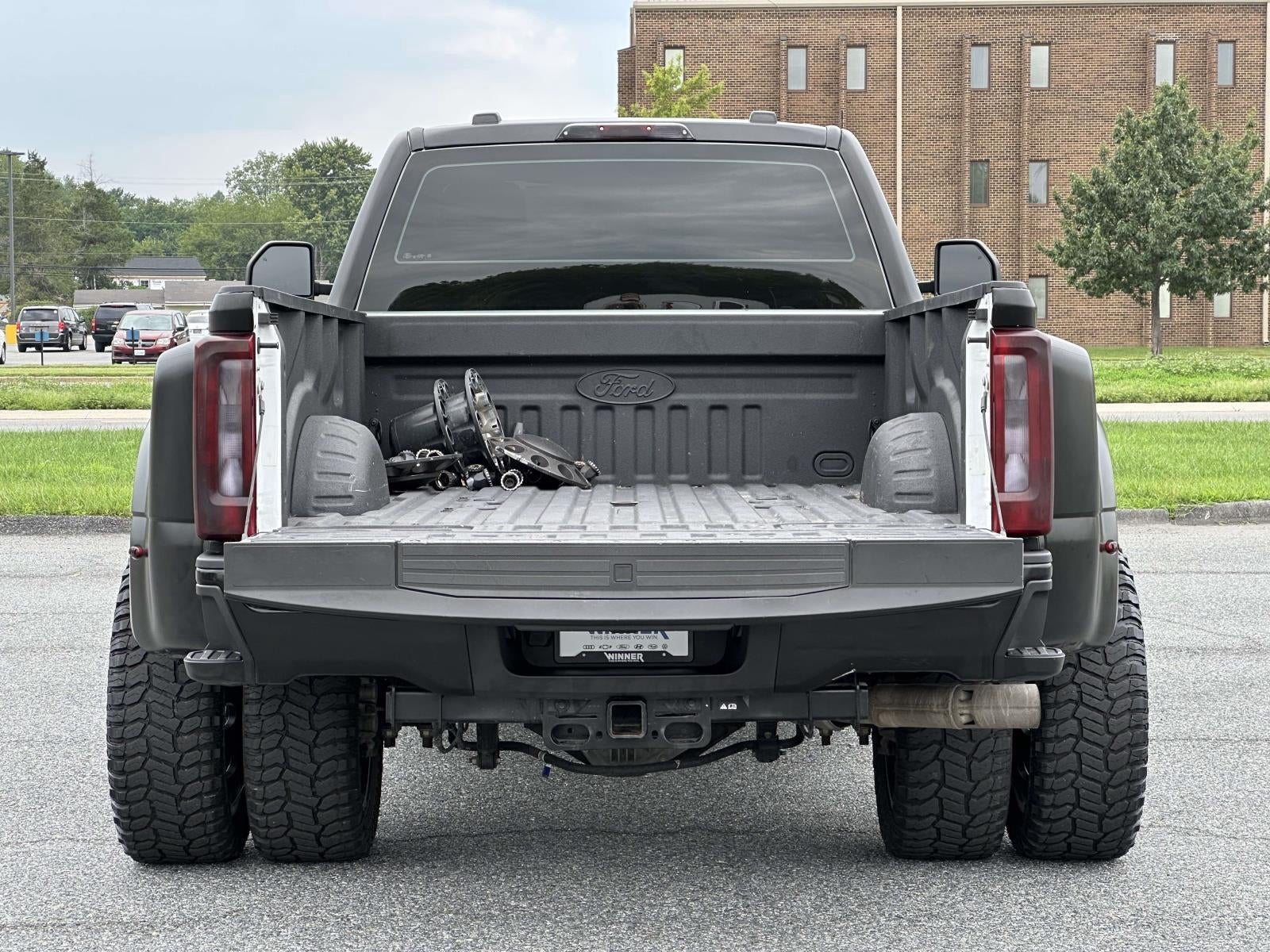2024 Ford Super Duty F-350 Drw XL