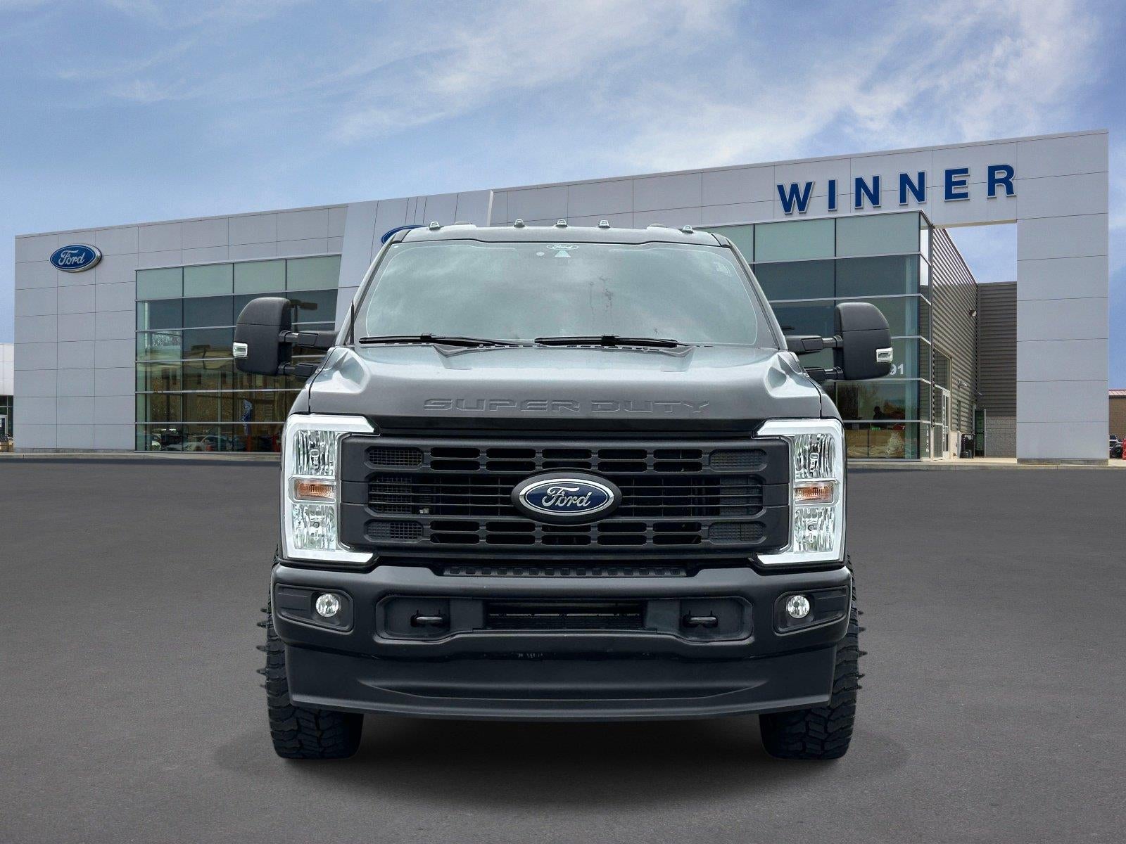 2024 Ford Super Duty F-350 Drw XL