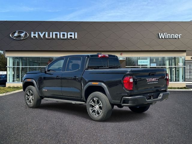 2024 GMC Canyon AT4
