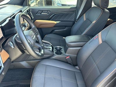 2024 GMC Canyon AT4