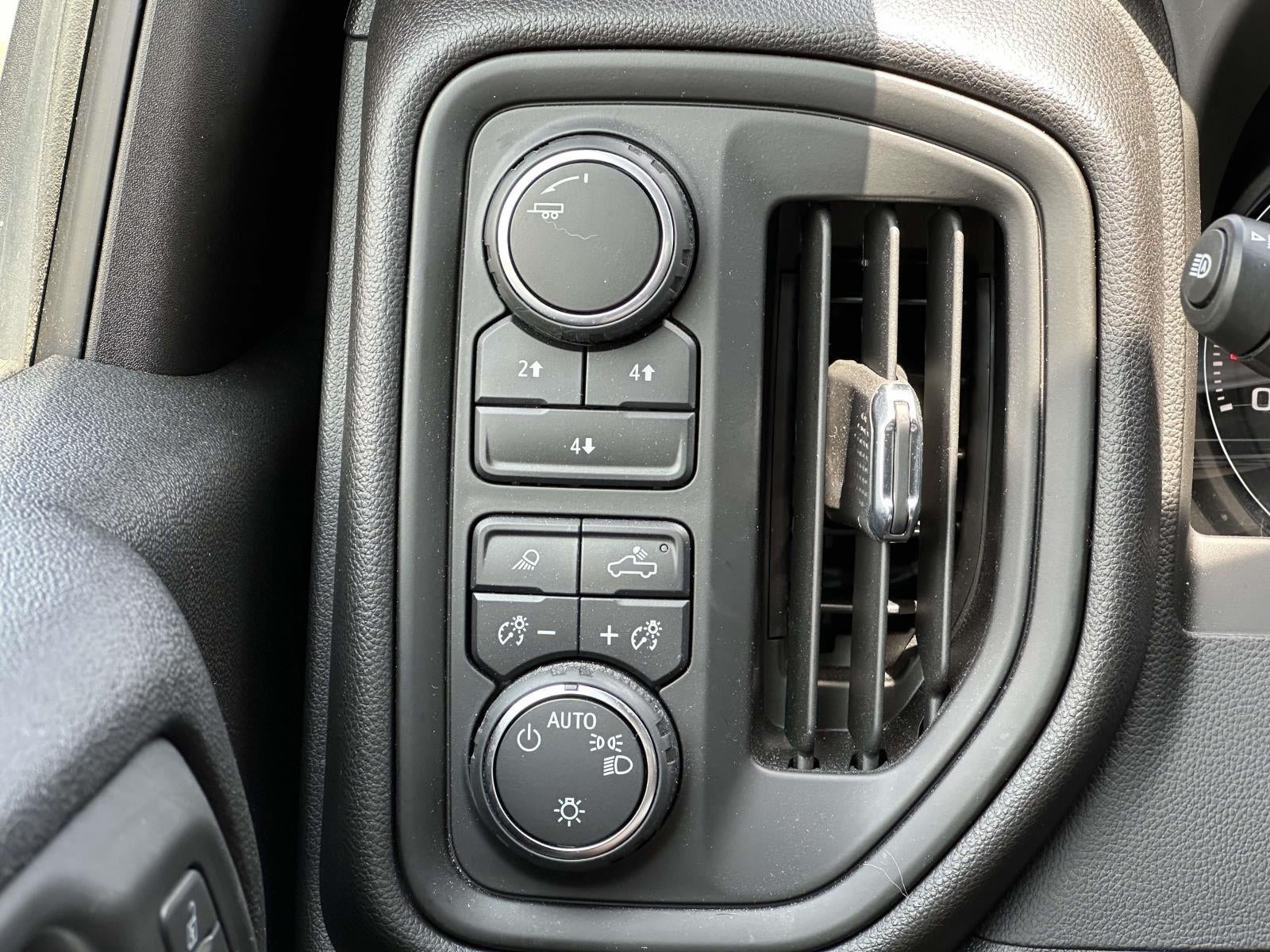 2024 Chevrolet Silverado 2500HD Custom