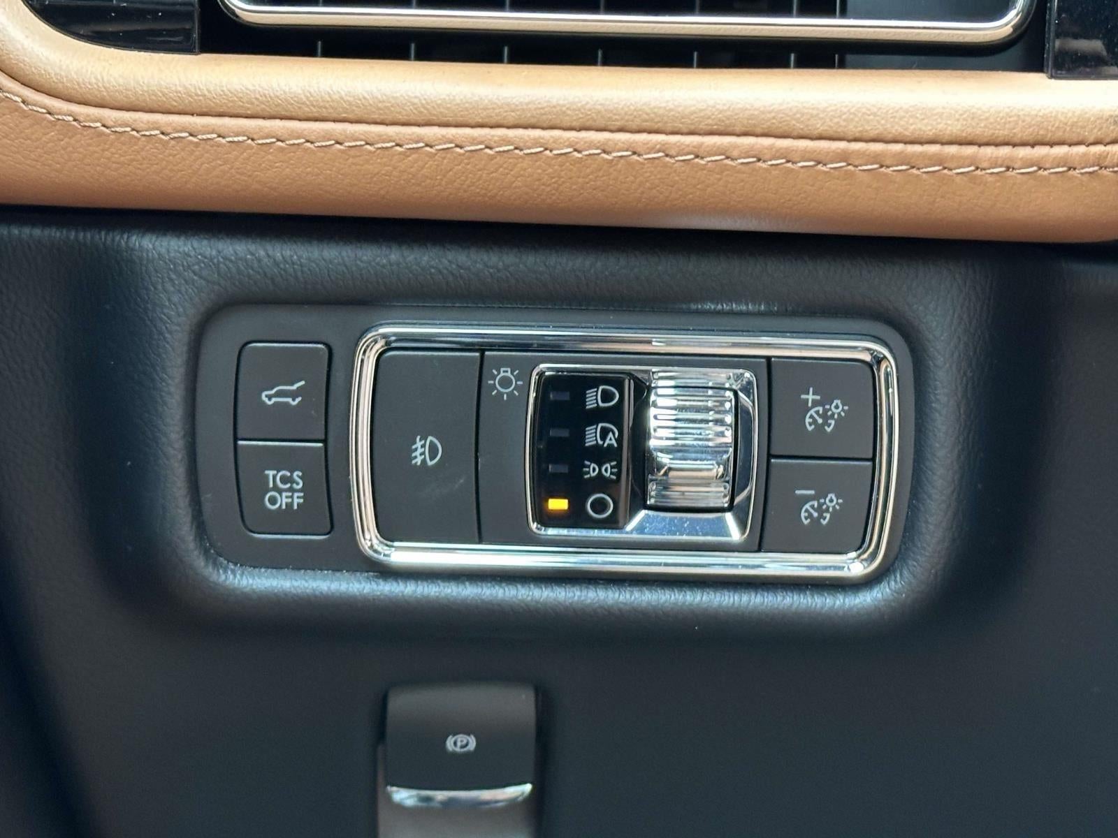 2022 Lincoln Nautilus Black Label