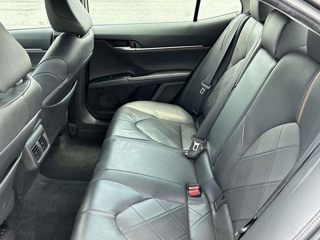 2018 Toyota Camry Hybrid XLE