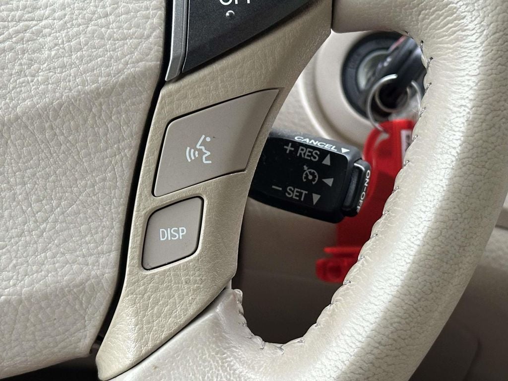 2011 Toyota Avalon Base