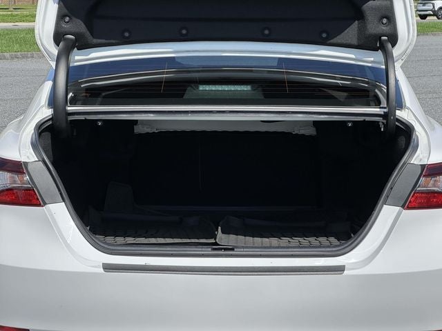 2023 Toyota Camry Hybrid SE