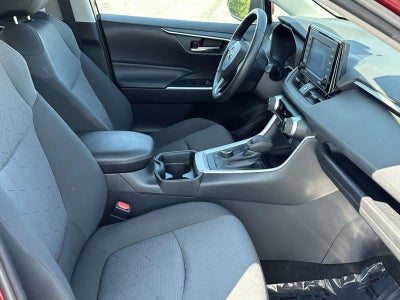 2020 Toyota RAV4 Hybrid XLE