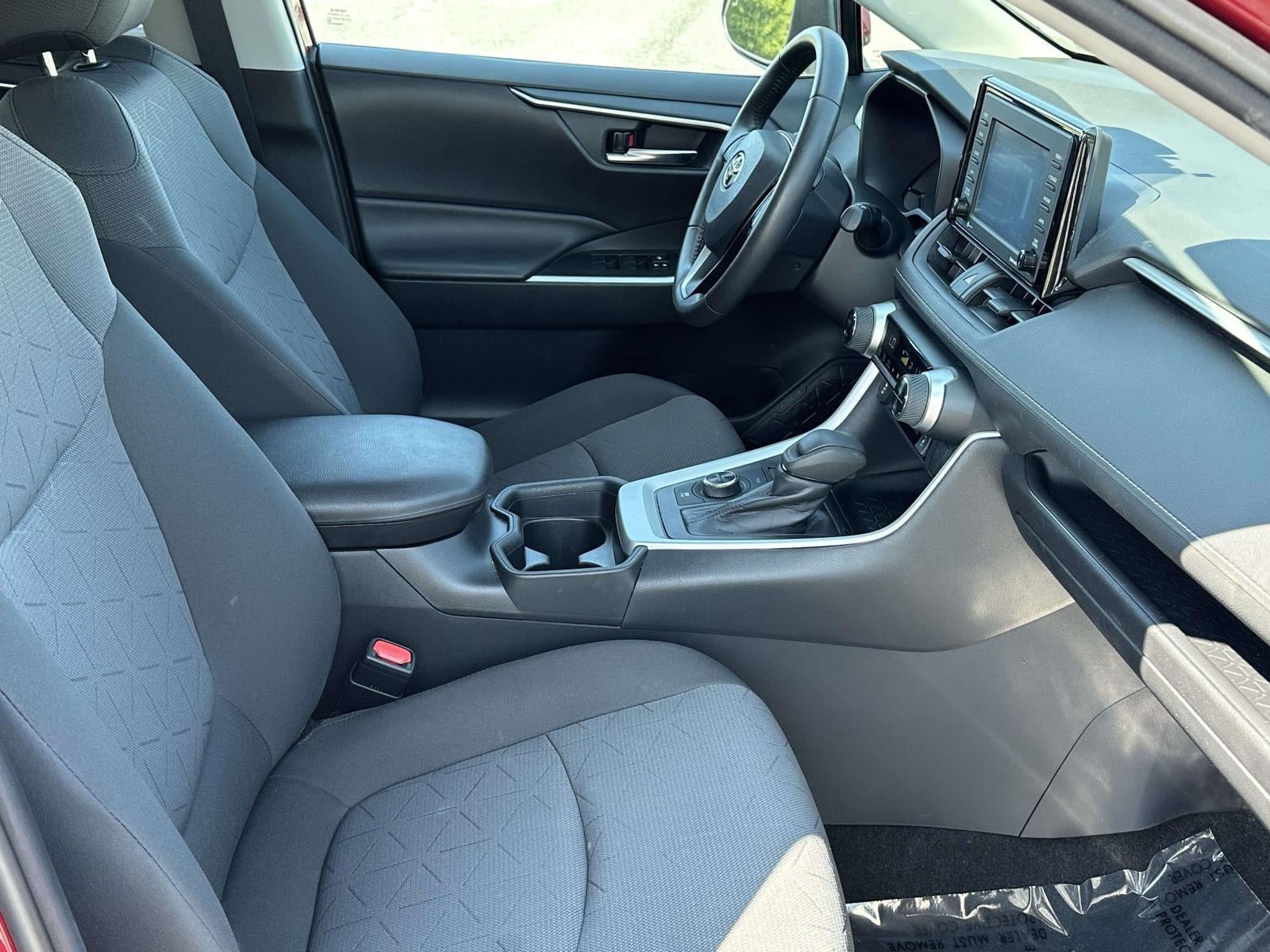 2020 Toyota RAV4 Hybrid XLE