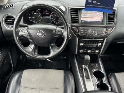 2019 Nissan Pathfinder SV