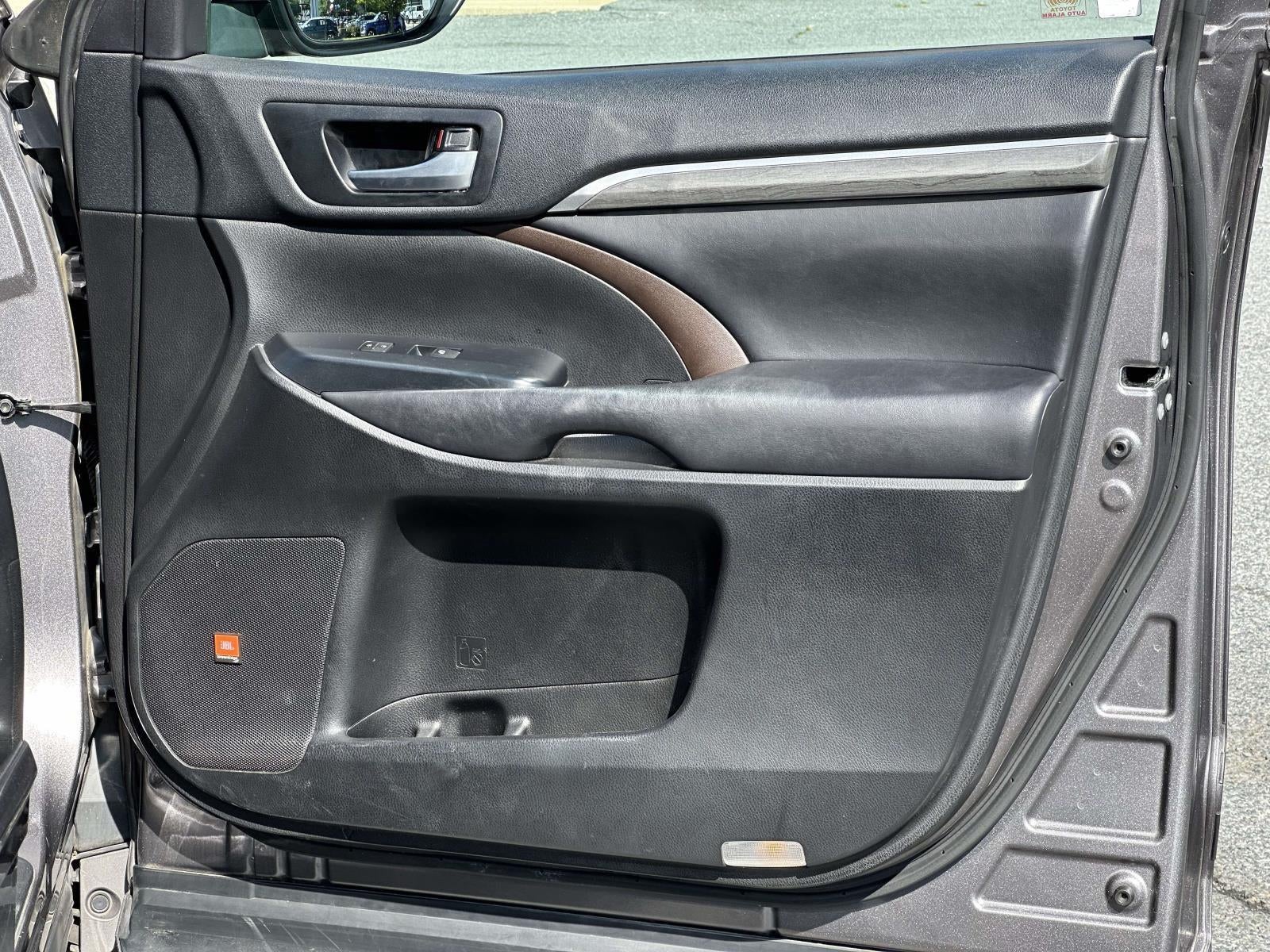 2018 Toyota Highlander Limited