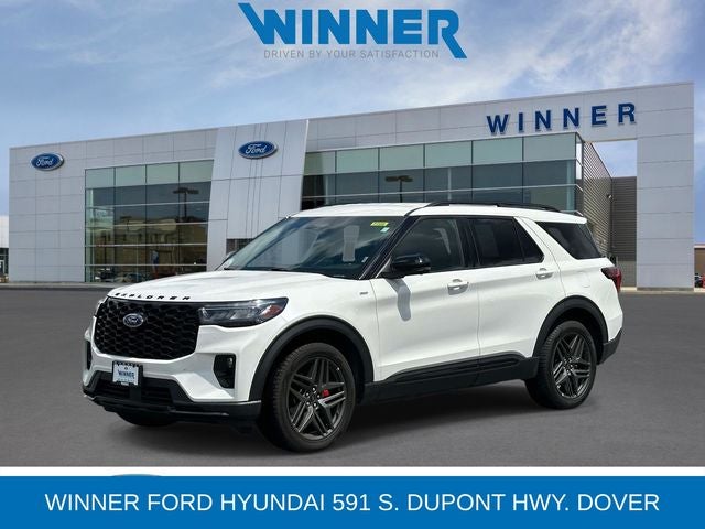 2025 Ford Explorer ST-Line