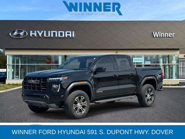 2024 GMC Canyon AT4