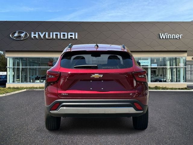 2024 Chevrolet Trax LT