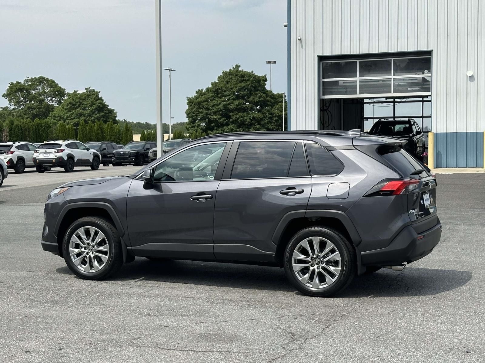 2025 Toyota RAV4 XLE Premium