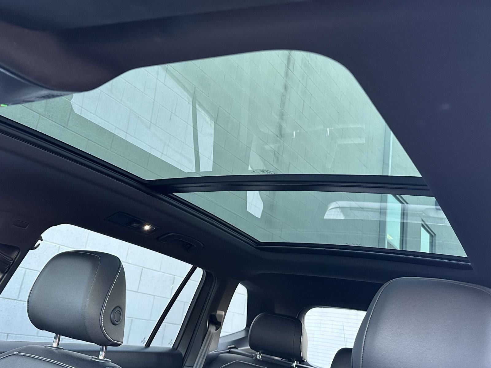 2021 Volkswagen Tiguan 2.0T SE R-Line Black