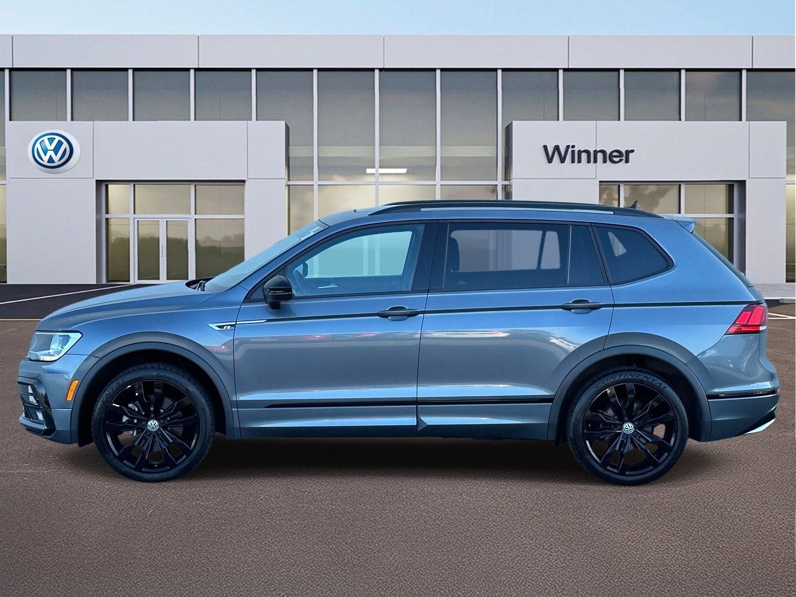 2021 Volkswagen Tiguan 2.0T SE R-Line Black