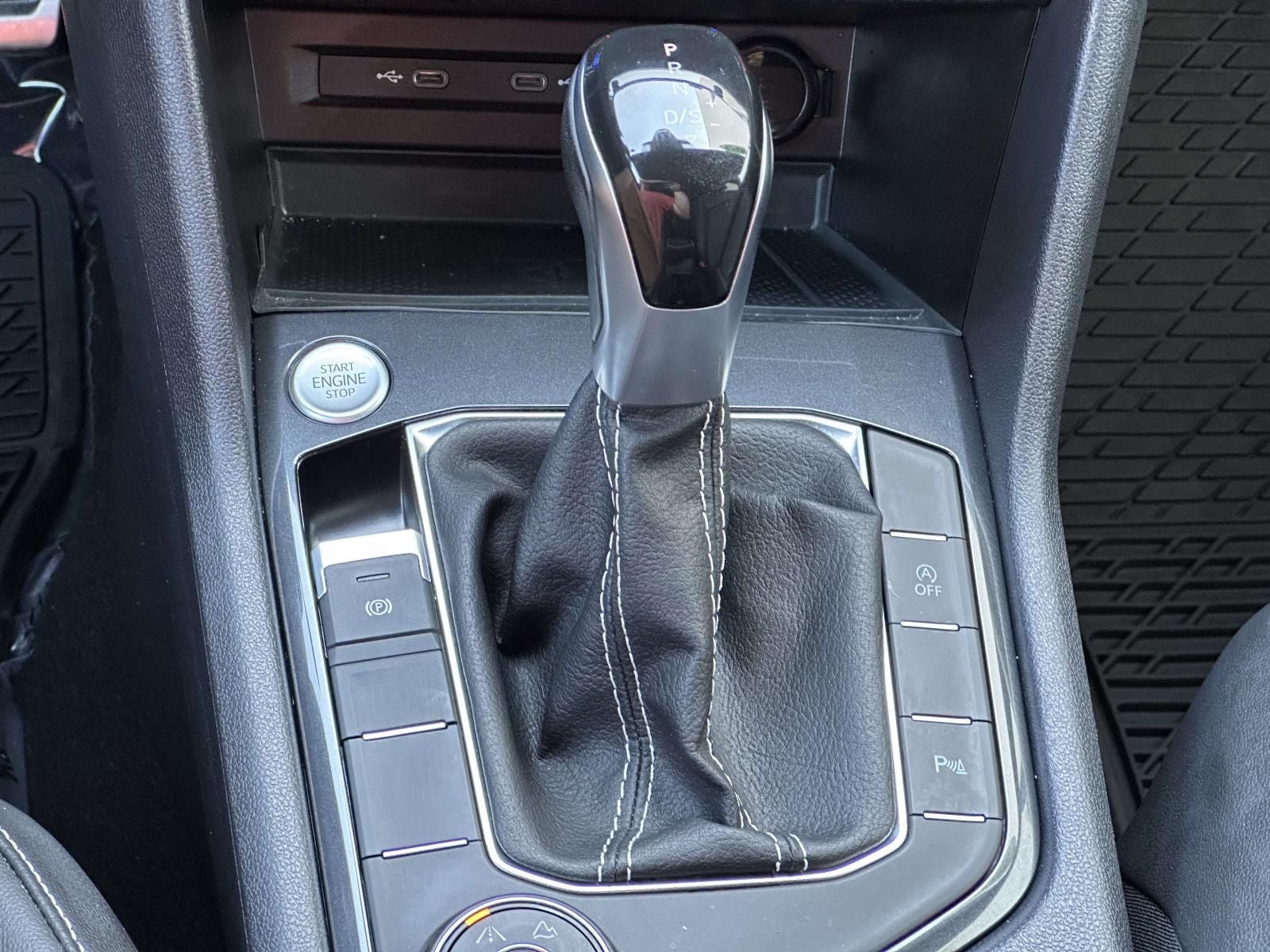 2023 Volkswagen Tiguan 2.0T SE R-Line Black