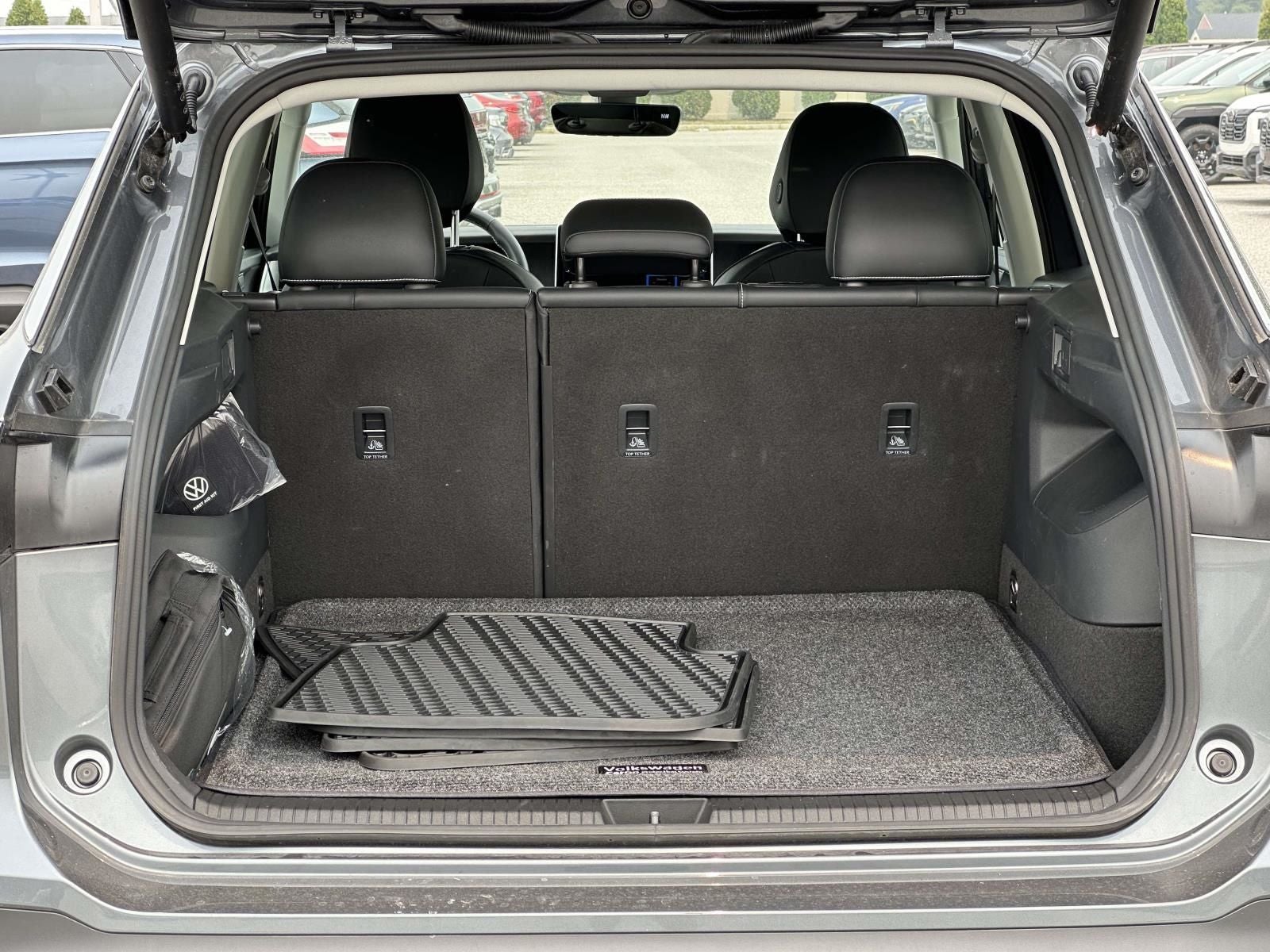 2025 Volkswagen Tiguan 2.0T SE