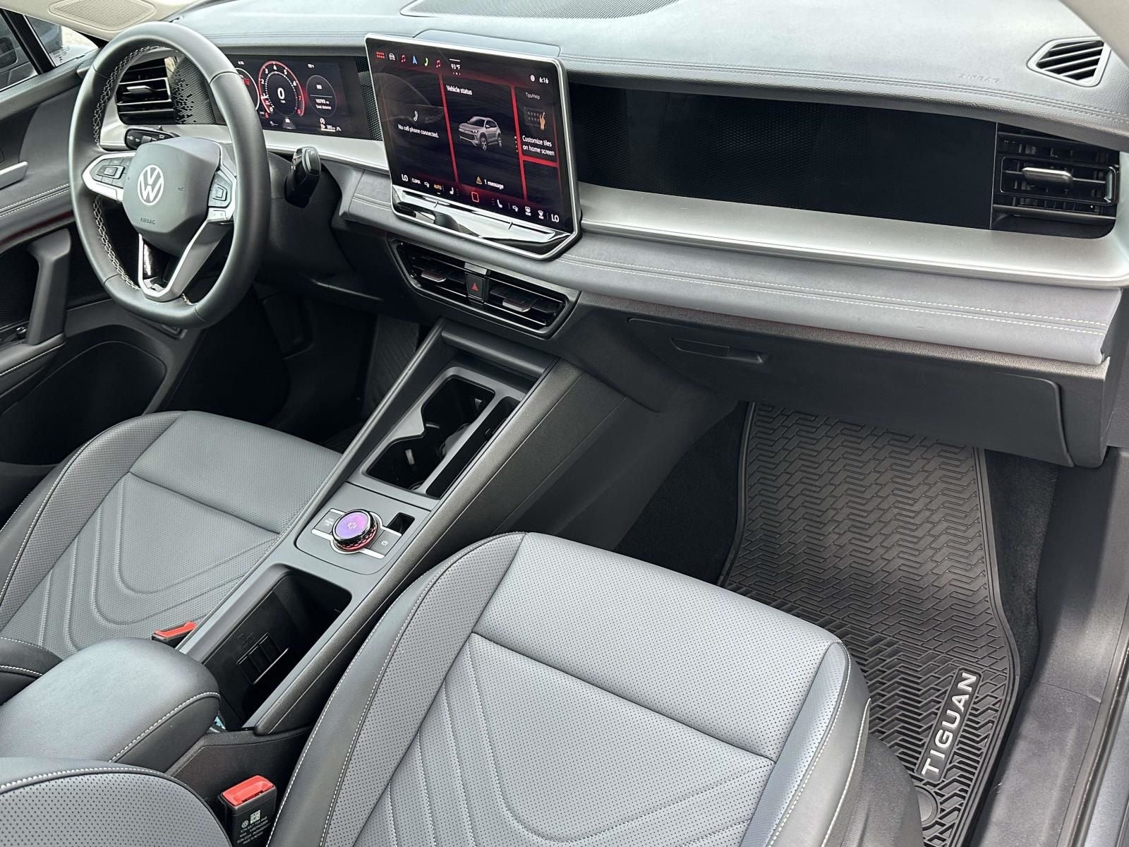 2025 Volkswagen Tiguan 2.0T SE