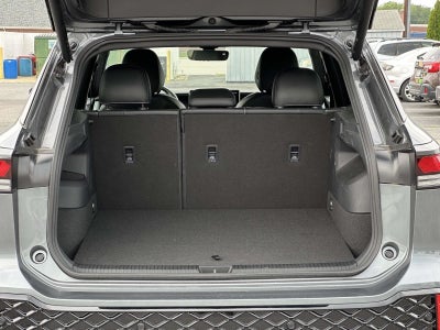 2025 Volkswagen Tiguan 2.0T SE R-Line Black