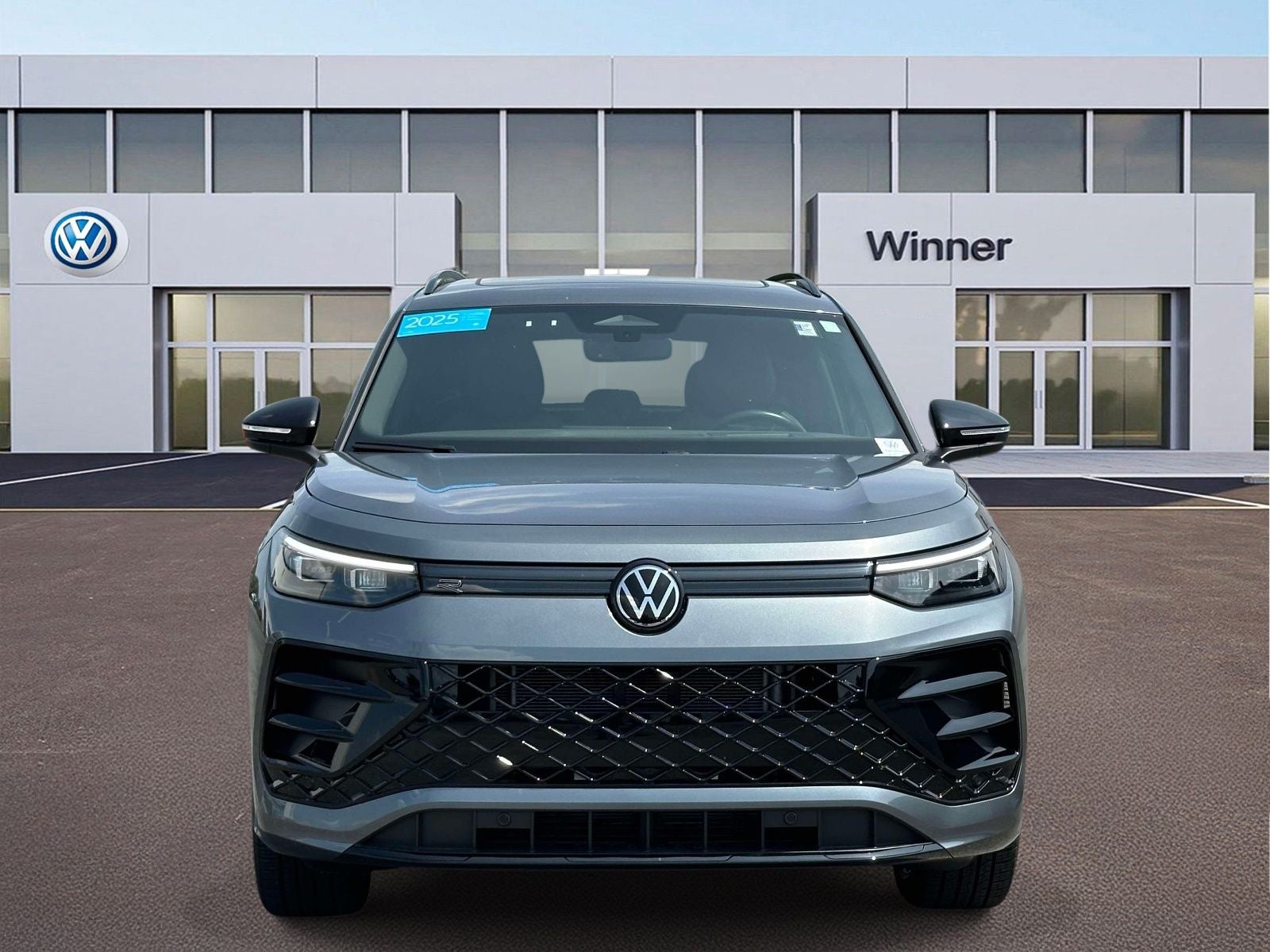2025 Volkswagen Tiguan 2.0T SE R-Line Black