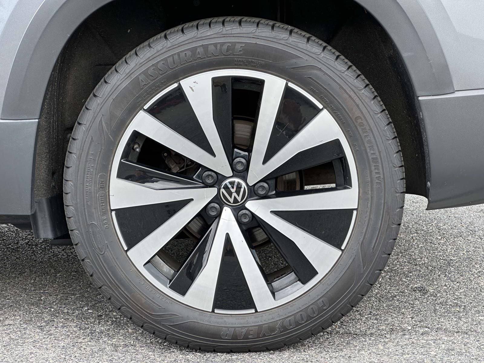 2024 Volkswagen Taos 1.5T SE