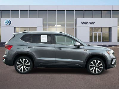 2024 Volkswagen Taos 1.5T SE