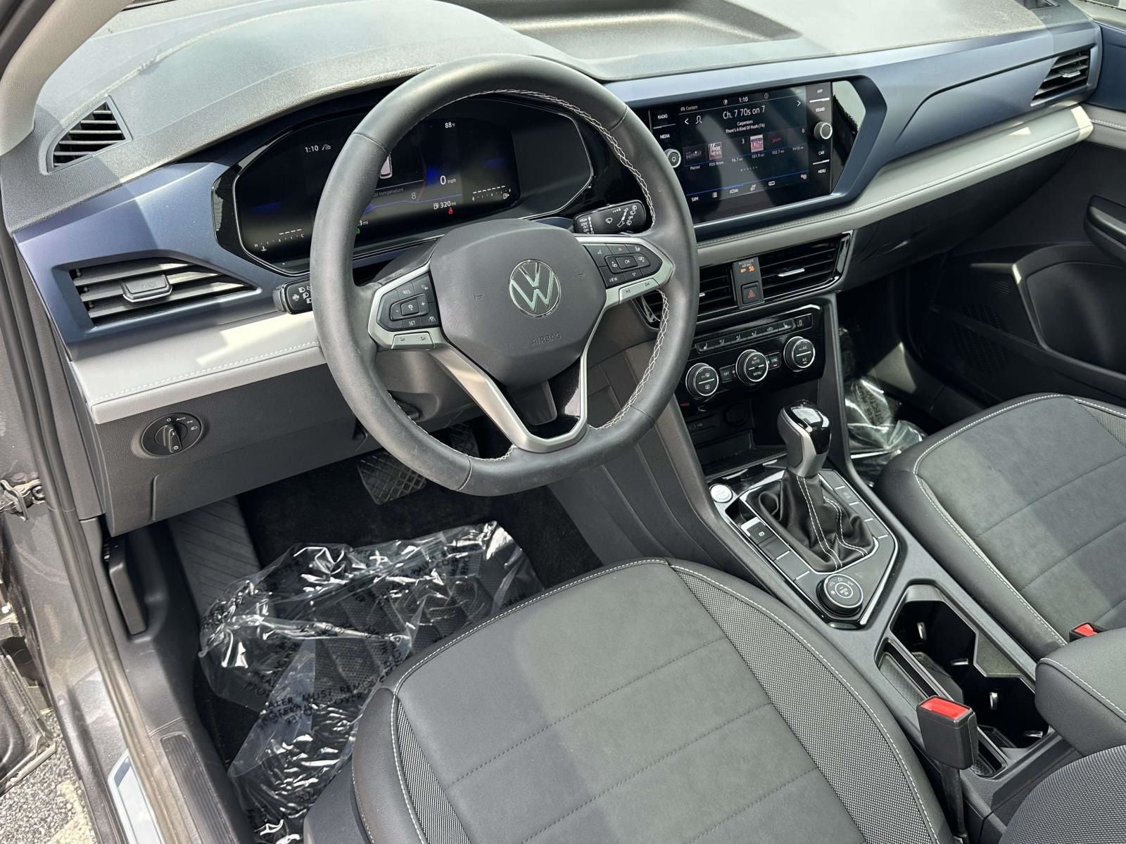 2024 Volkswagen Taos 1.5T SE