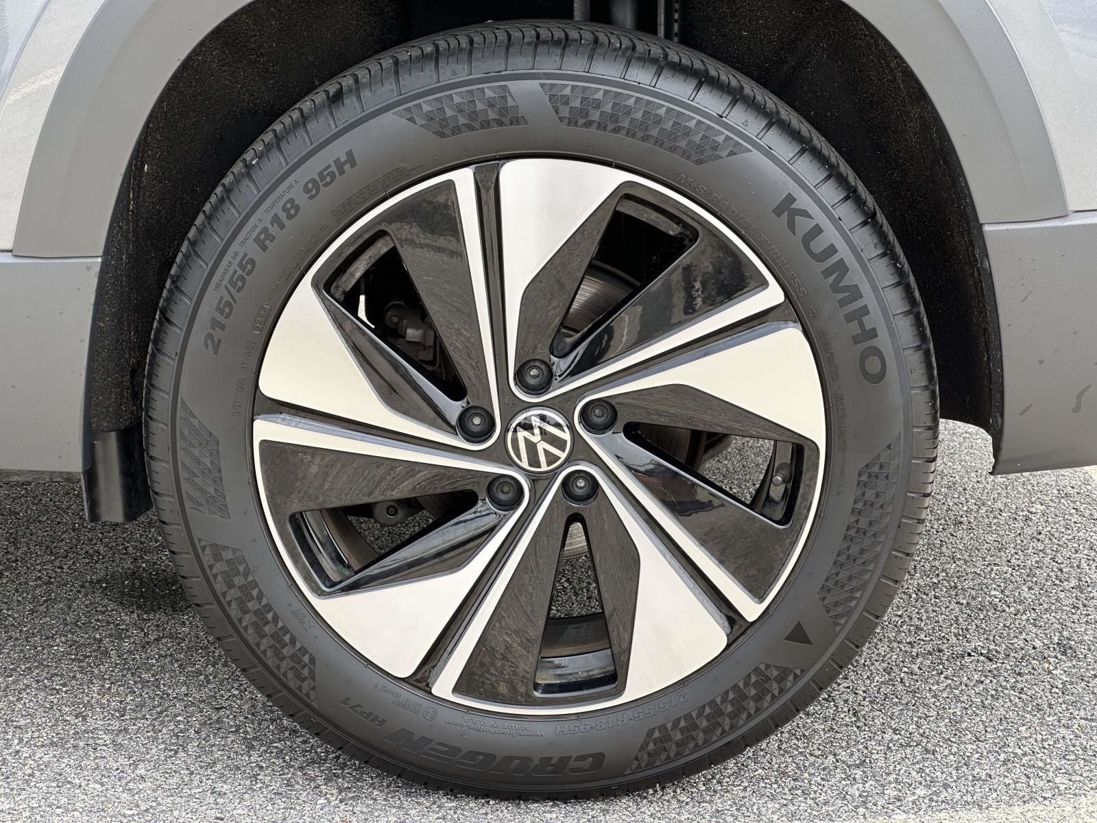 2024 Volkswagen Taos 1.5T SE