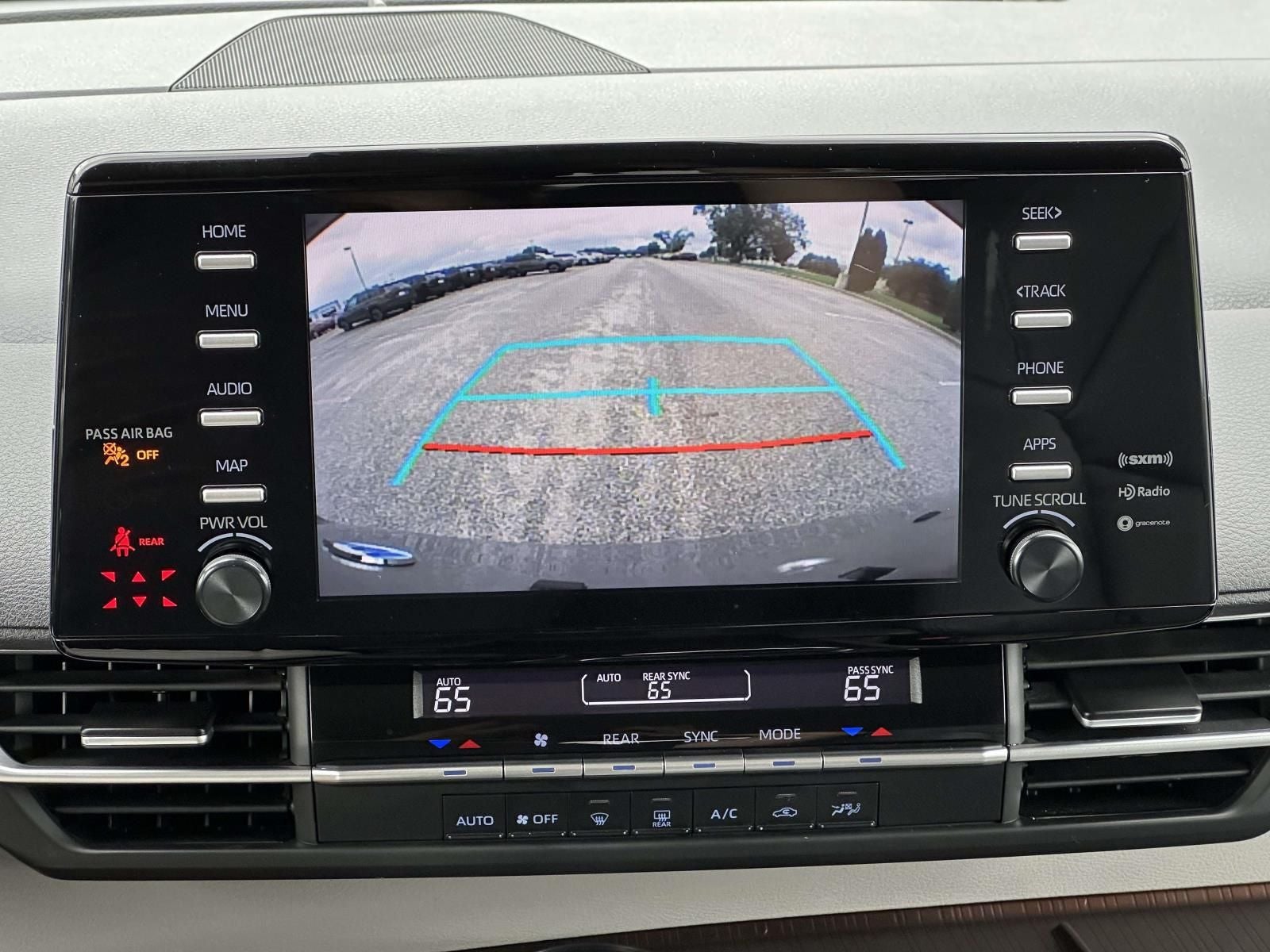 2021 Toyota Sienna LE 8 Passenger