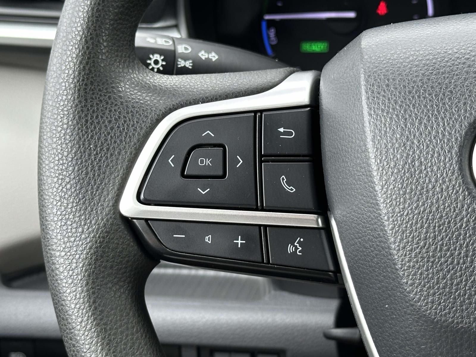 2021 Toyota Sienna LE 8 Passenger