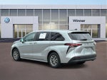 2021 Toyota Sienna LE 8 Passenger