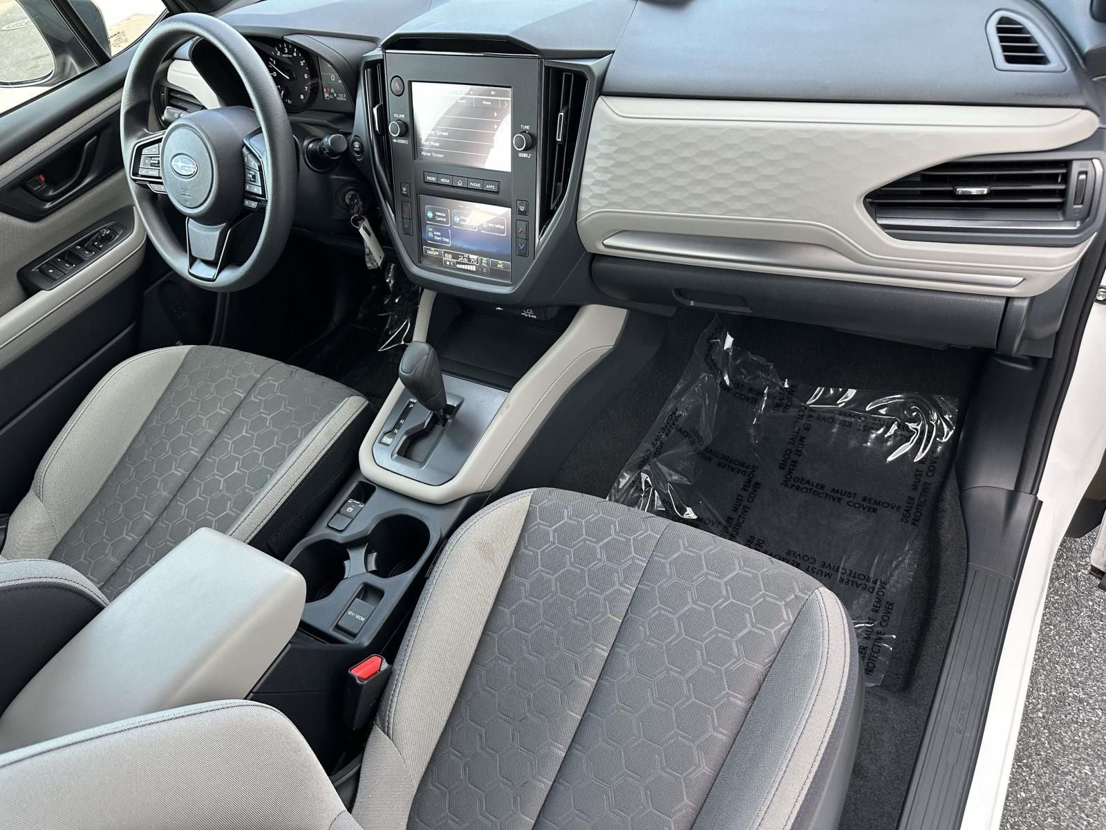 2025 Subaru Forester Base