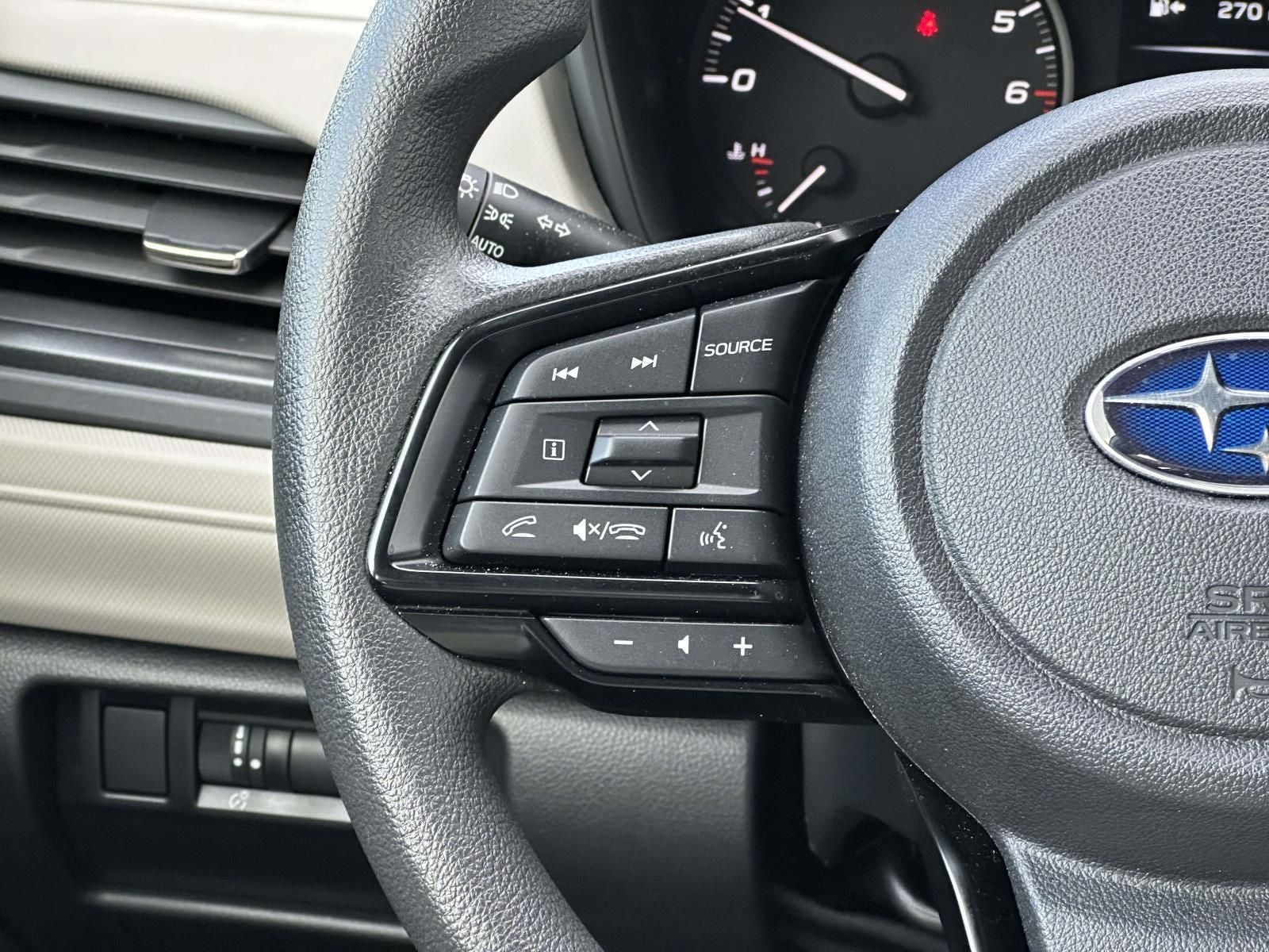 2025 Subaru Forester Base