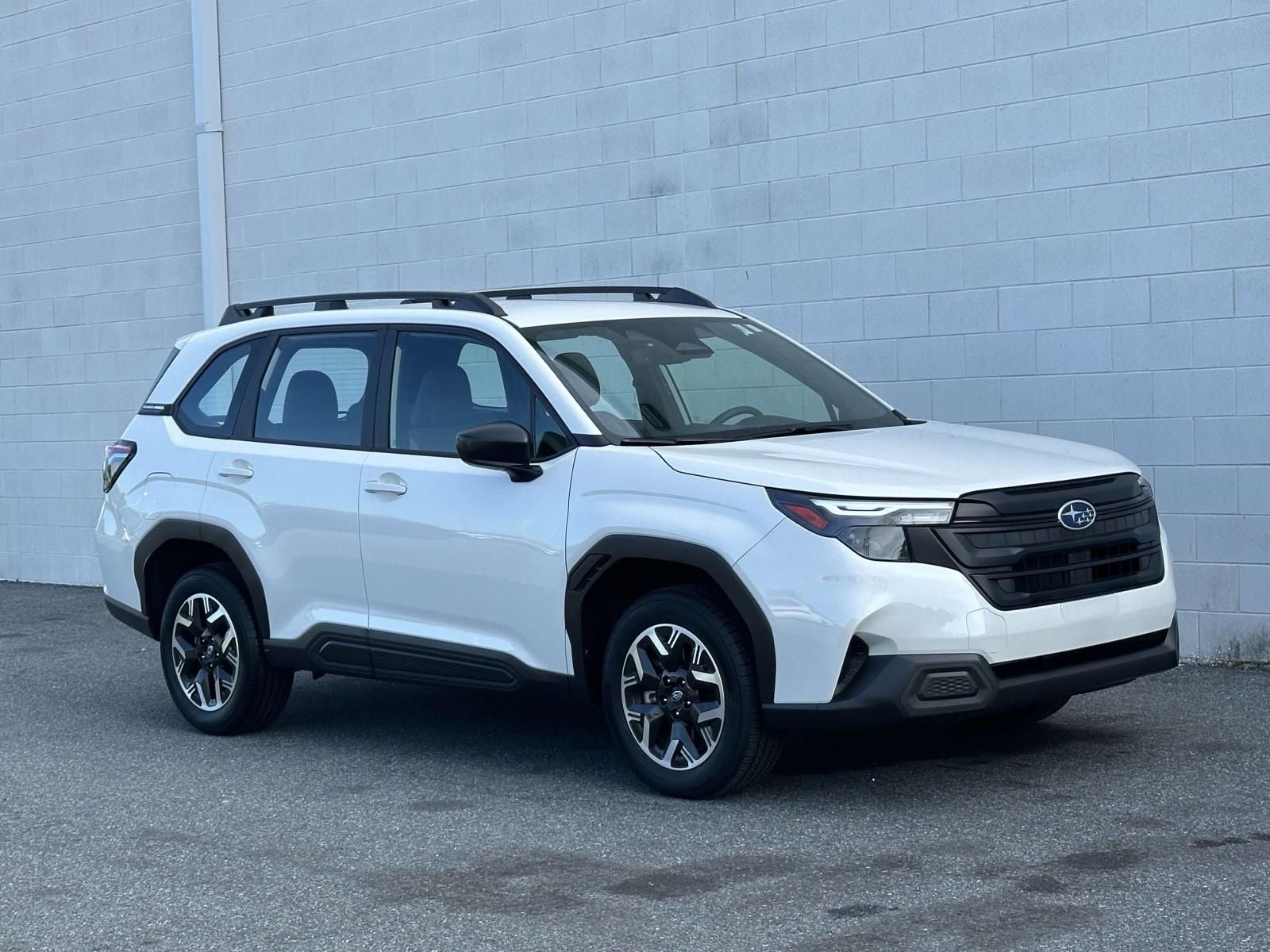 2025 Subaru Forester Base