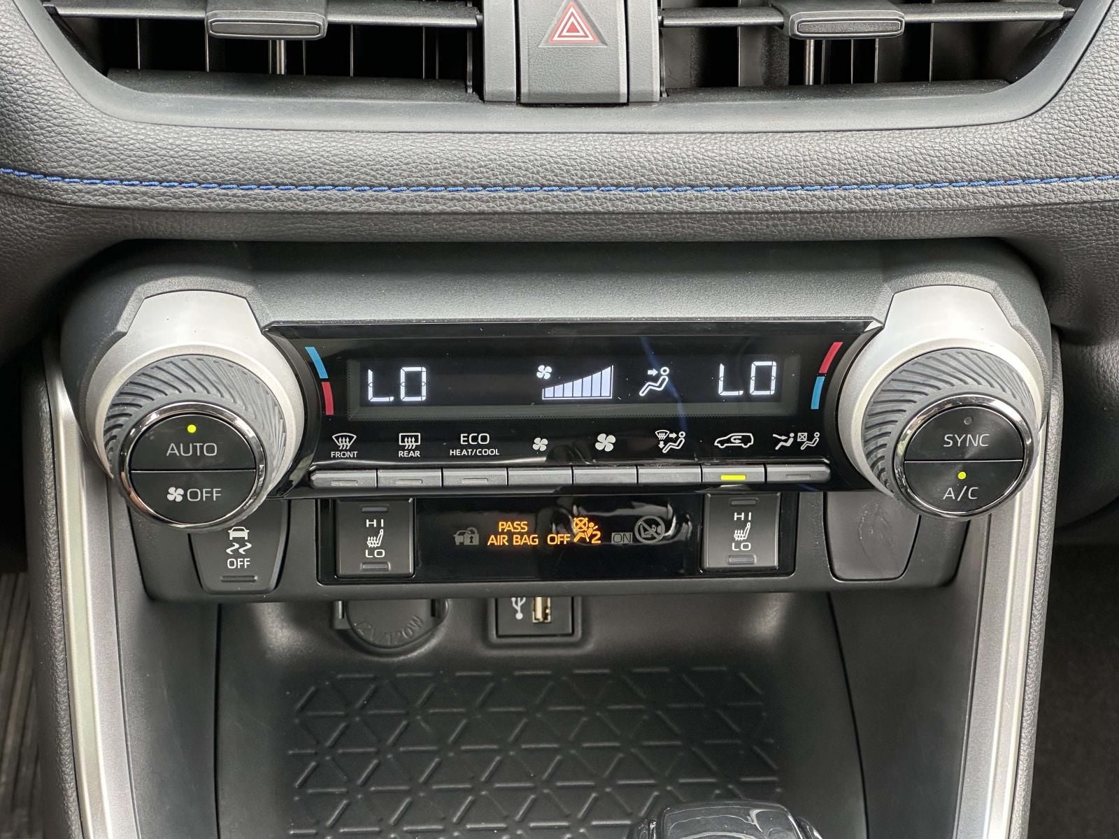 2023 Toyota RAV4 Hybrid SE