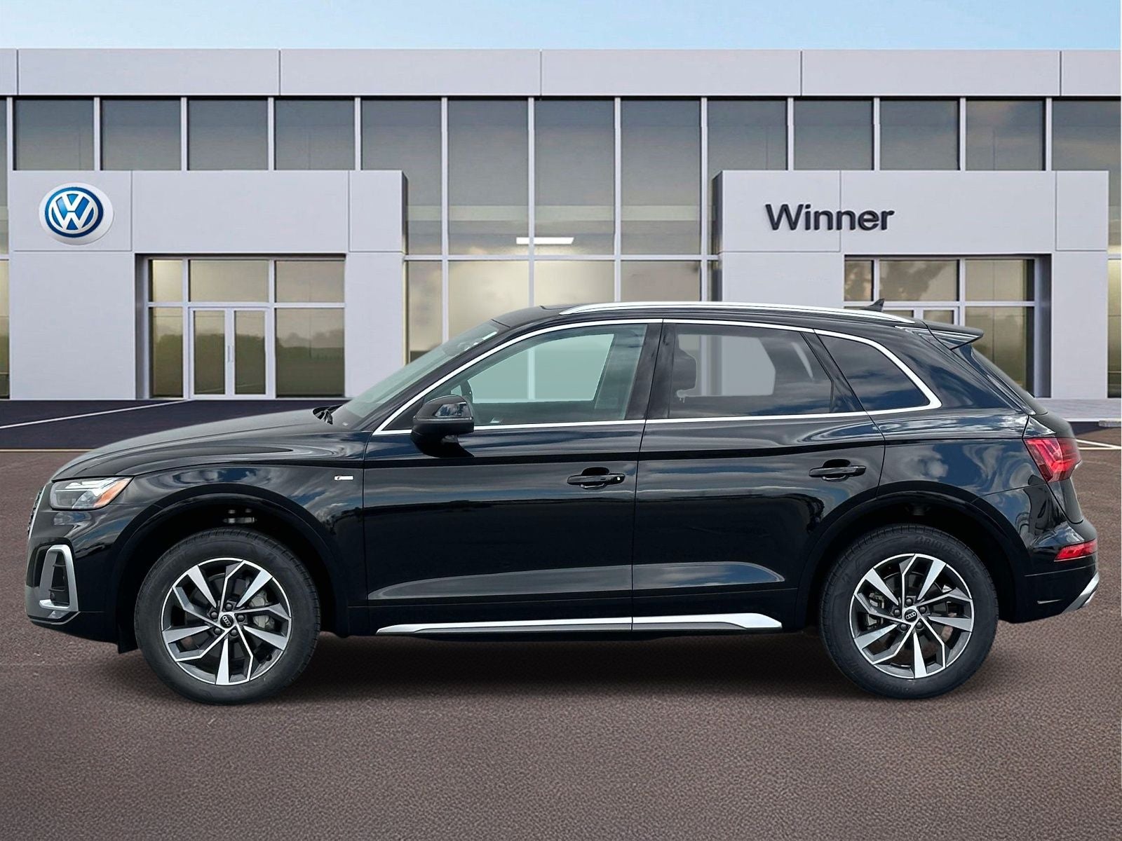 2023 Audi Q5 45 S line Premium quattro