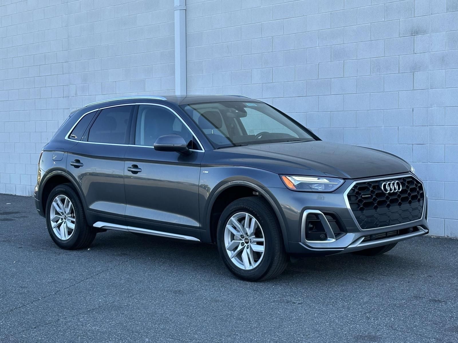 2023 Audi Q5 45 S line Premium quattro